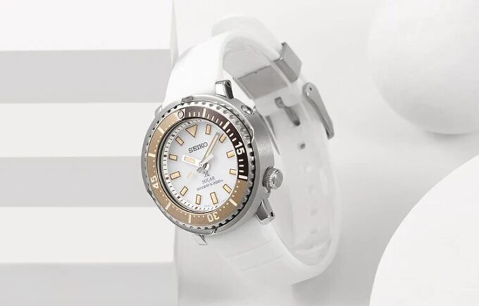 Prospex-serien Solar Quartzes Christmas Limited White