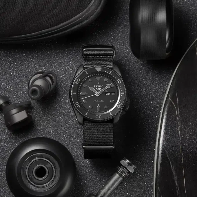 SRPD79 5 Sports SKX-serien